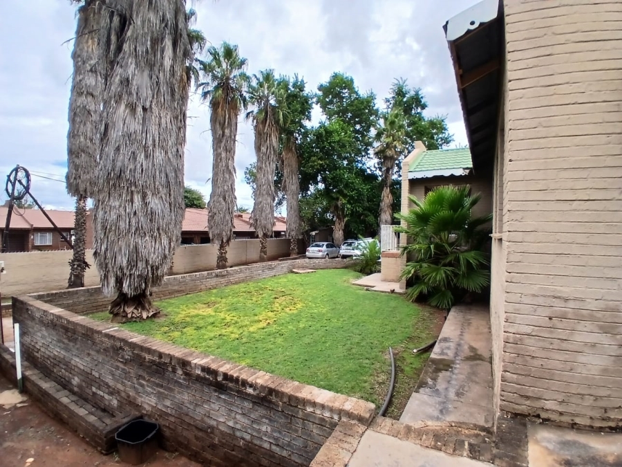 To Let 3 Bedroom Property for Rent in Kuruman Northern Cape